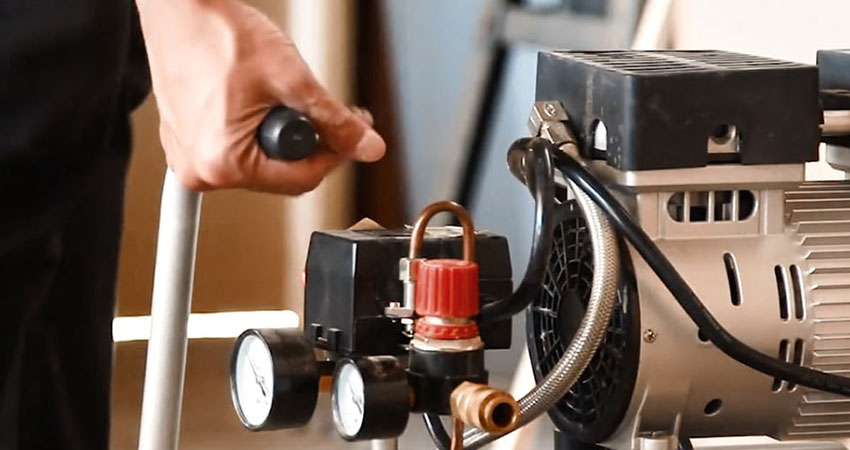 اقدامات اولیه پس از تشخیص نشتی روغن (راهکارهای فوری)